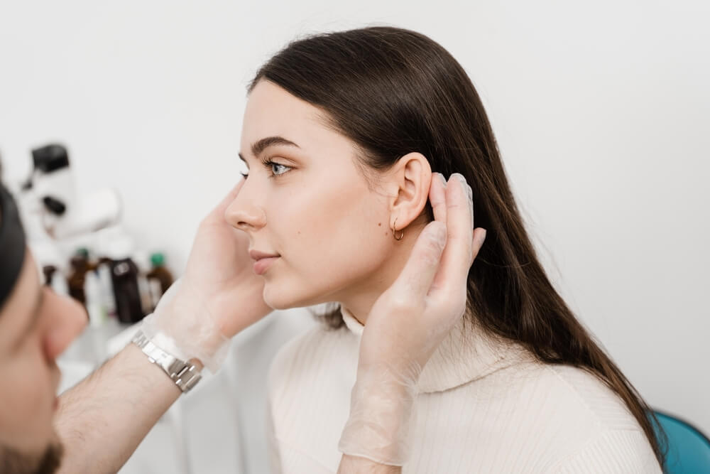 Płukanie uszu – kiedy się zgłosić?